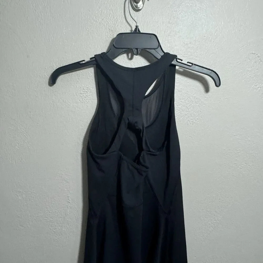 Lululemon Black Mesh Tank Top Size 4 Shelf Bra No Cups Racerback